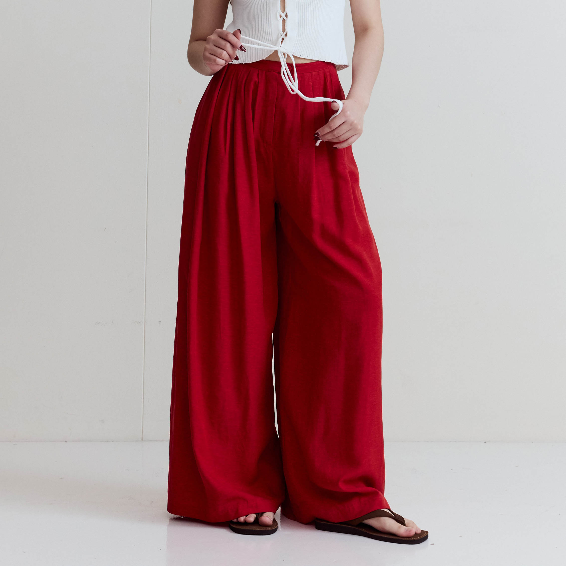 Discover Comfortable and Stylish Trousers at The Editor's Market UAE – Perfect for Every Look.