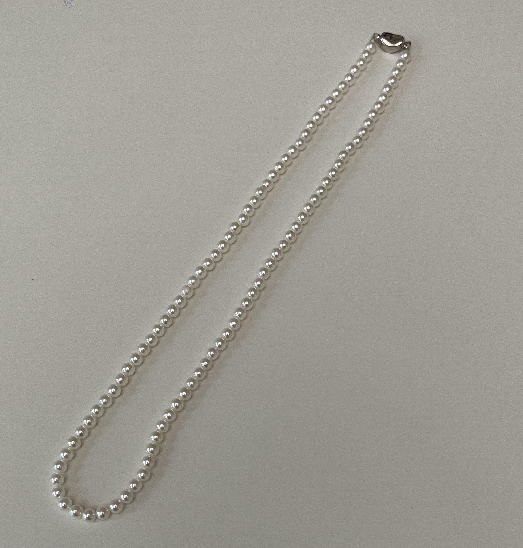 Della Necklace