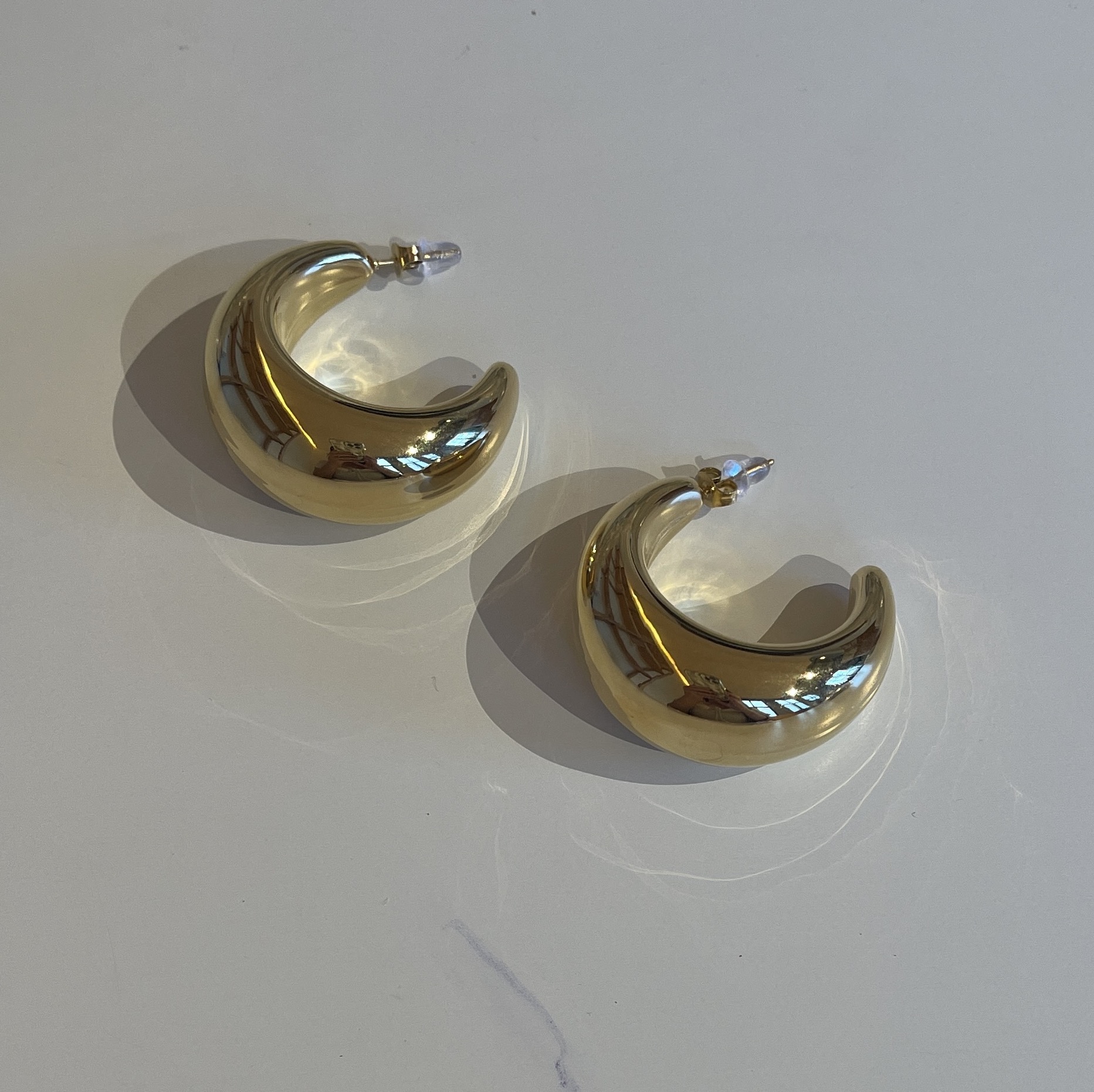 Kyra Hoop Earrings