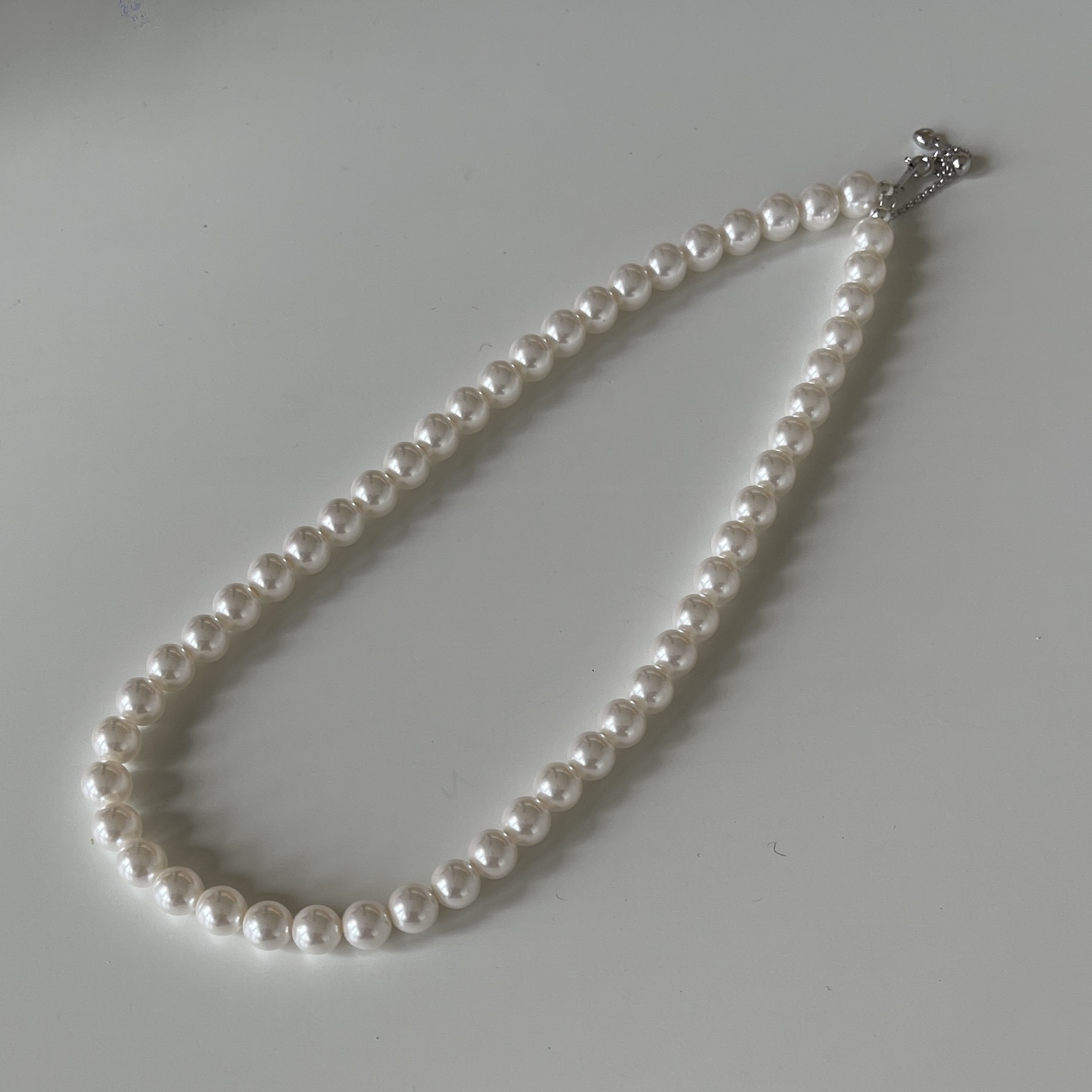 Lilia Necklace (8mm)