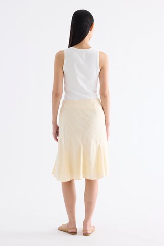 Elyius Low-Rise Flare Skirt