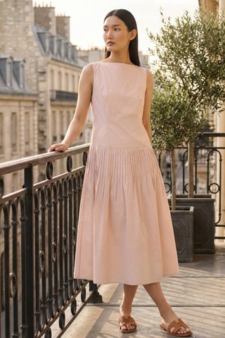 Genefer Pleat Waist Dress