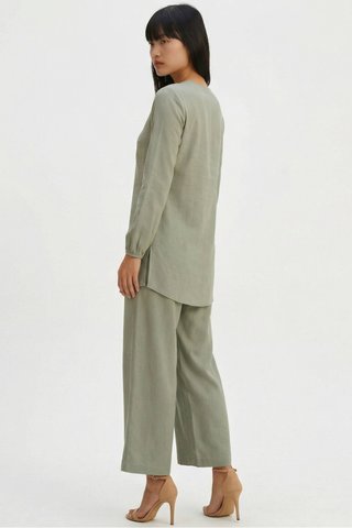 Zephira Button-down Blouse