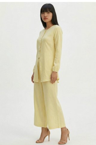 Zephira Button-down Blouse