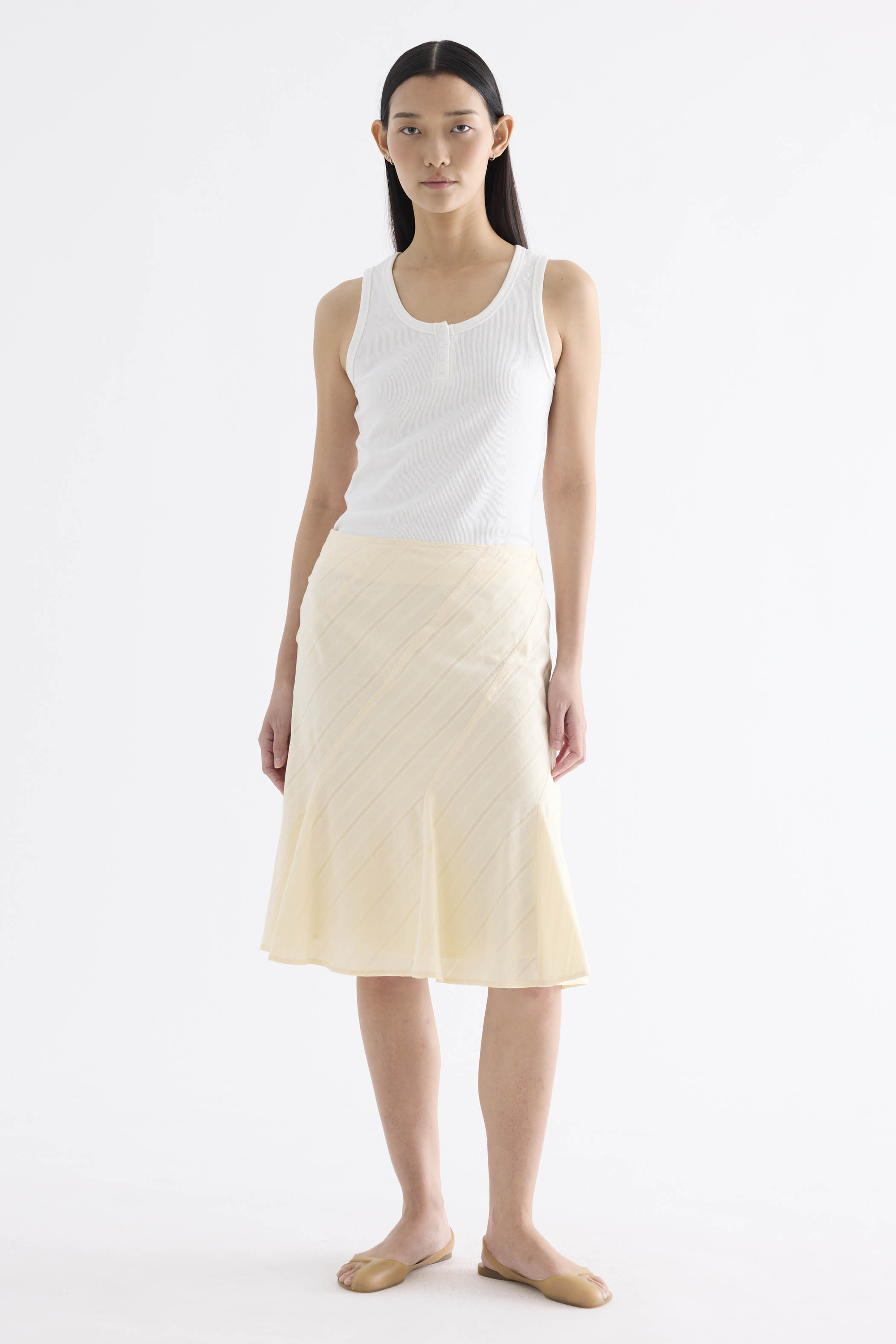Elyius Low-Rise Flare Skirt