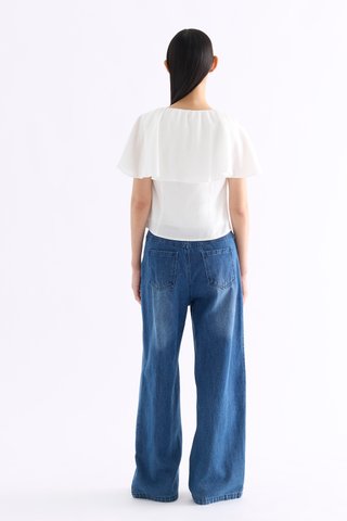 Janelis Flutter Sleeve Top