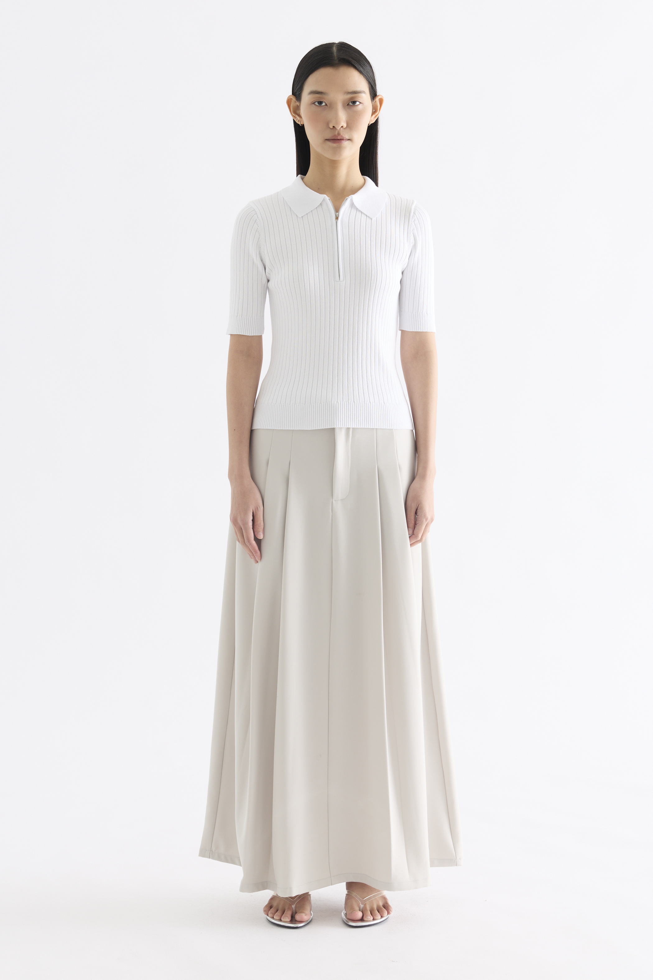 Juna Mid-Rise A-Line Skirt