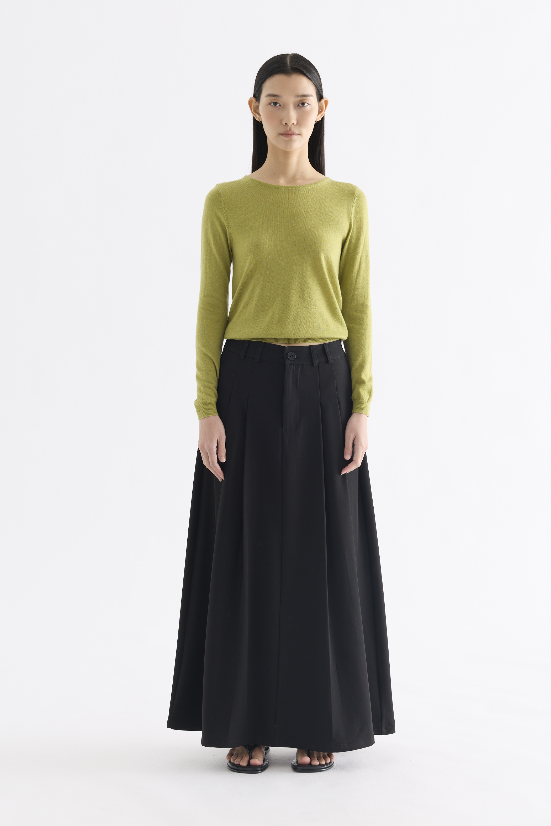 Juna Mid-Rise A-Line Skirt