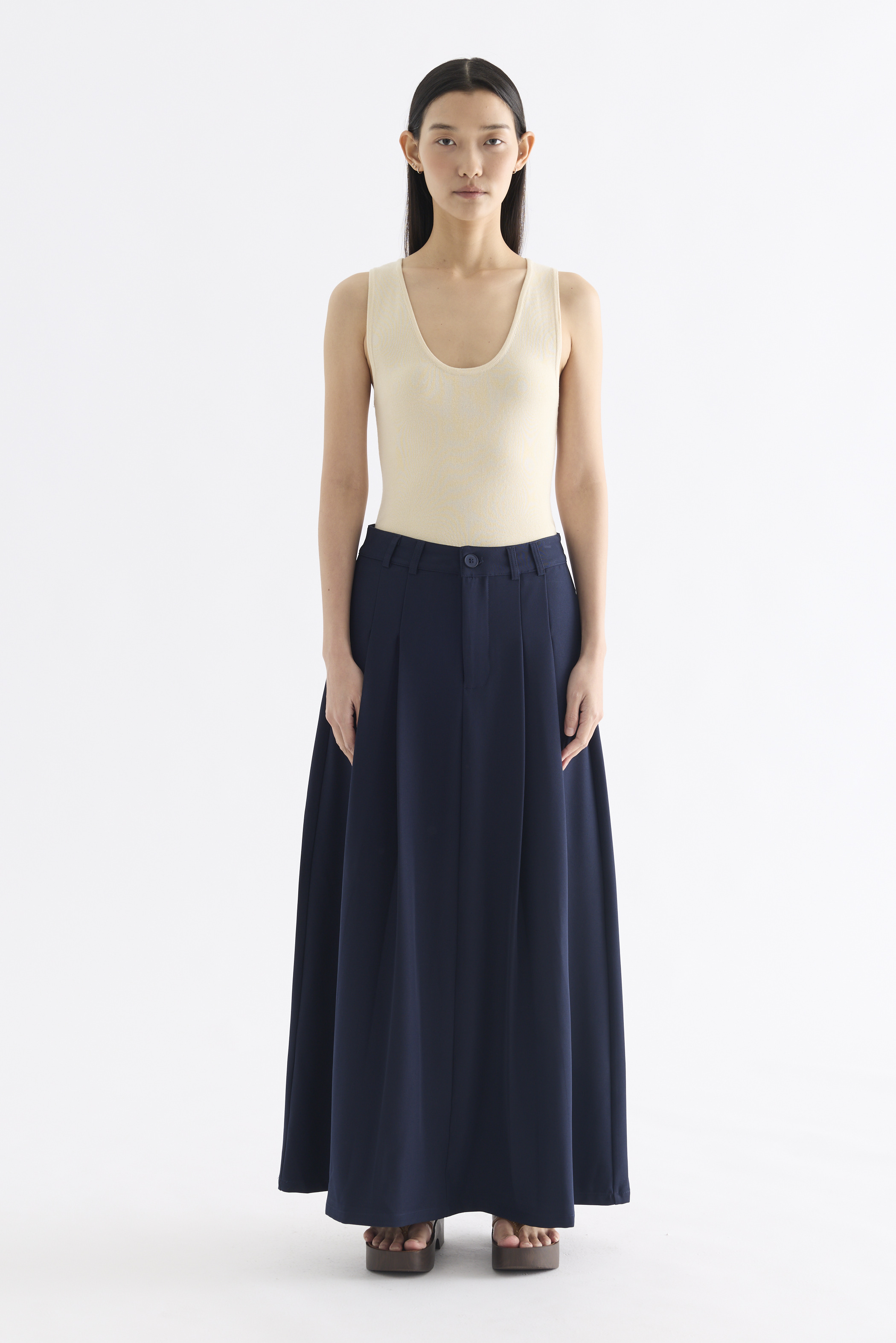 Juna Mid-Rise A-Line Skirt