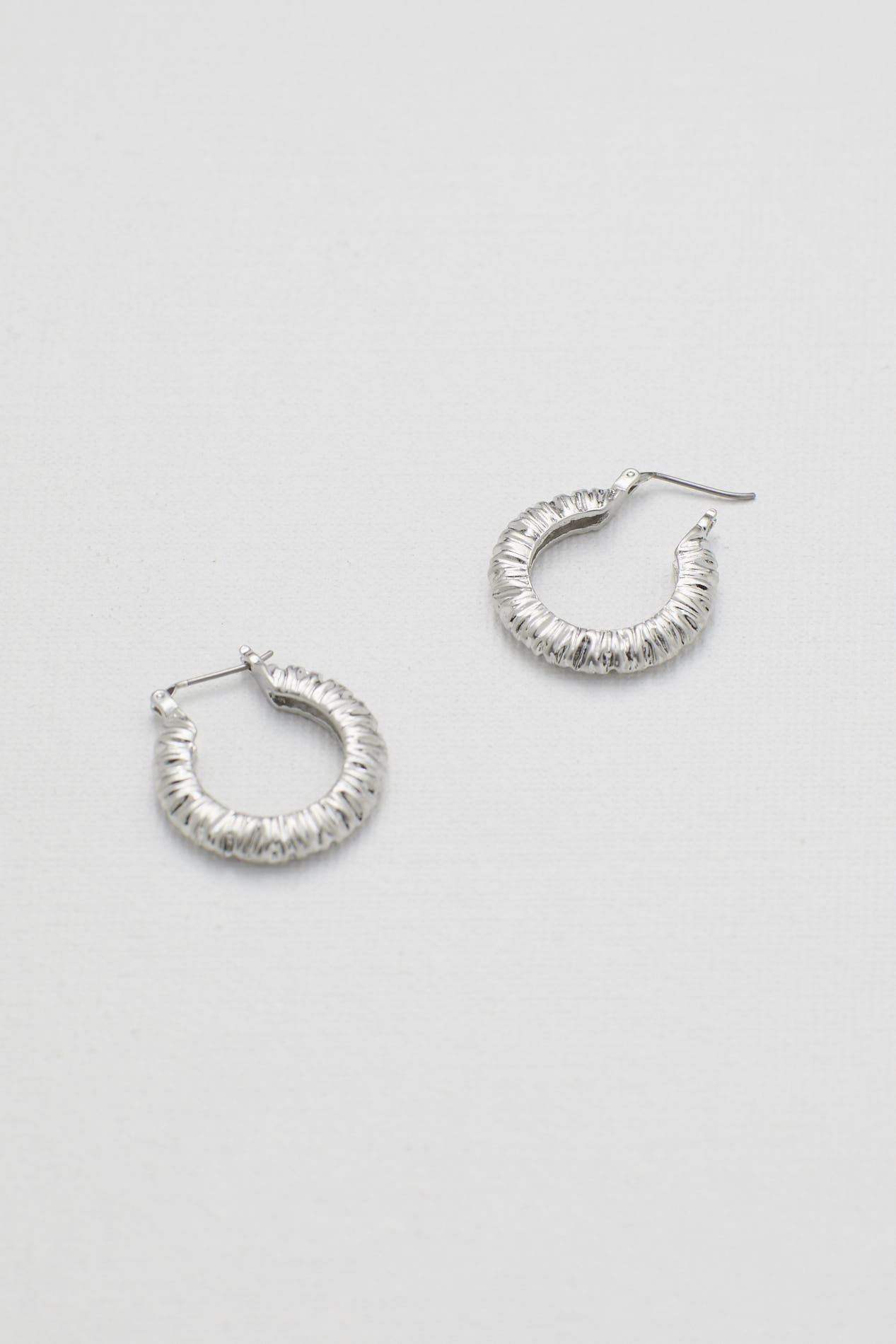 Zande Hoop Earrings 