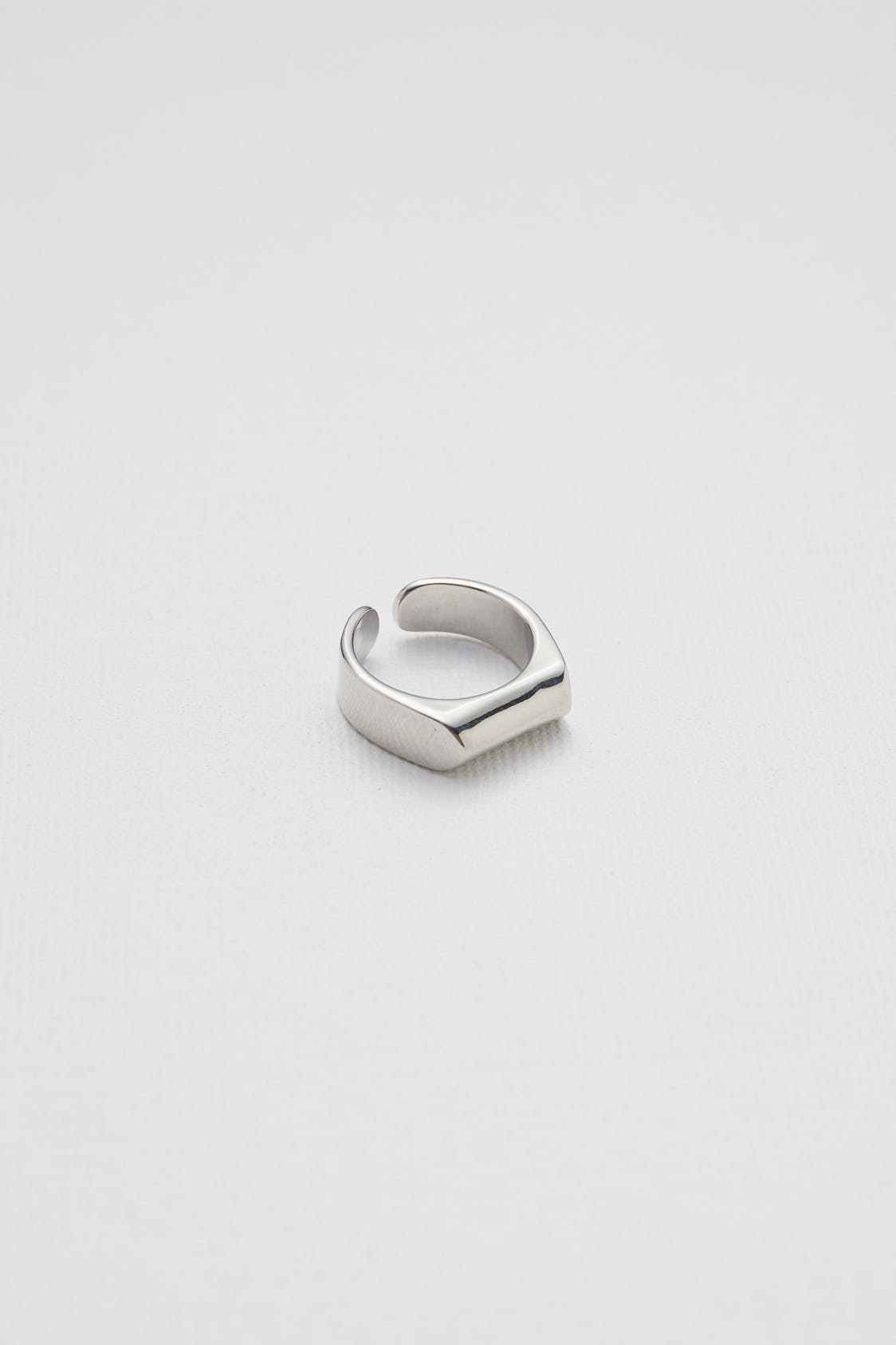 Nona Ring