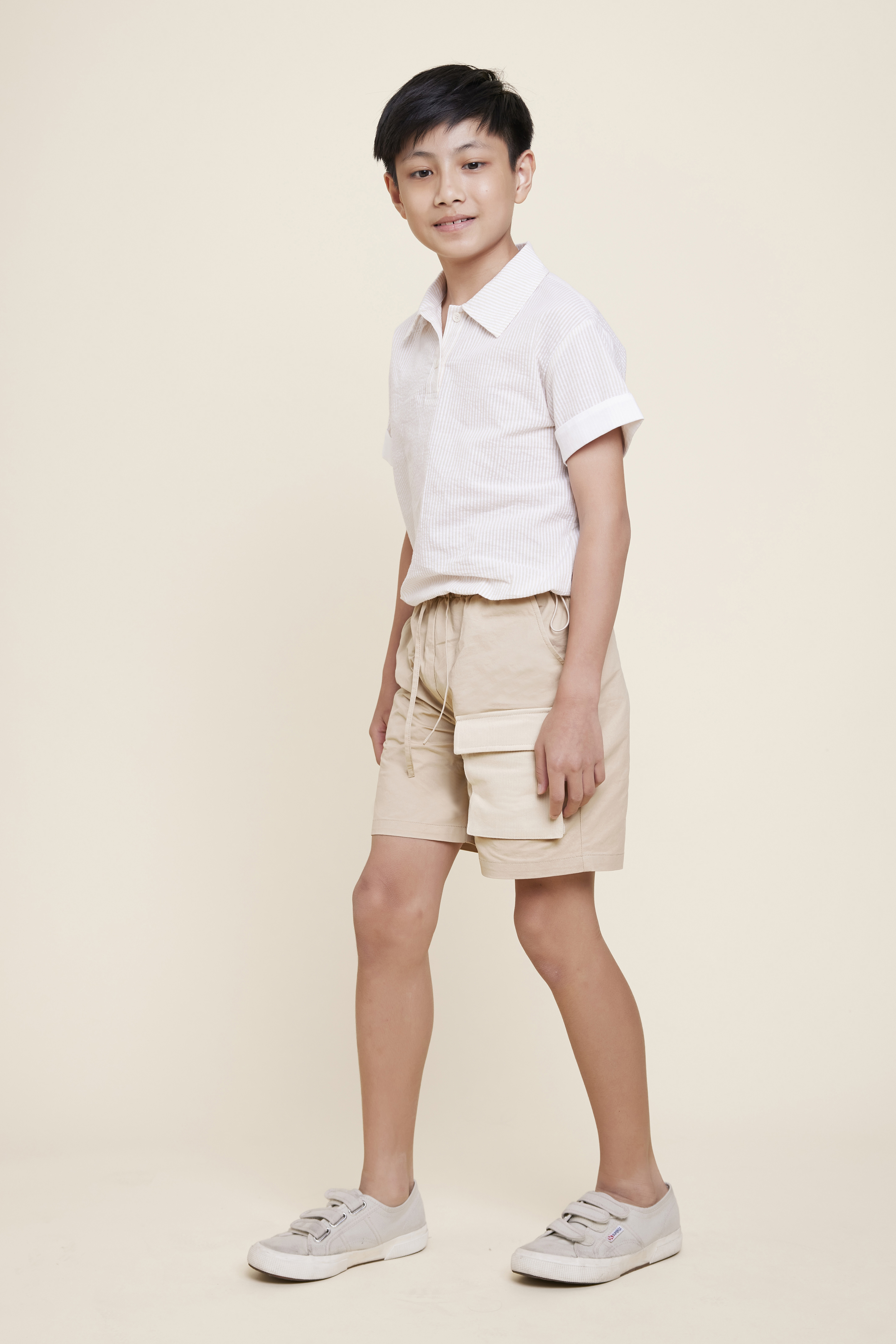 Contrast Cargo Shorts