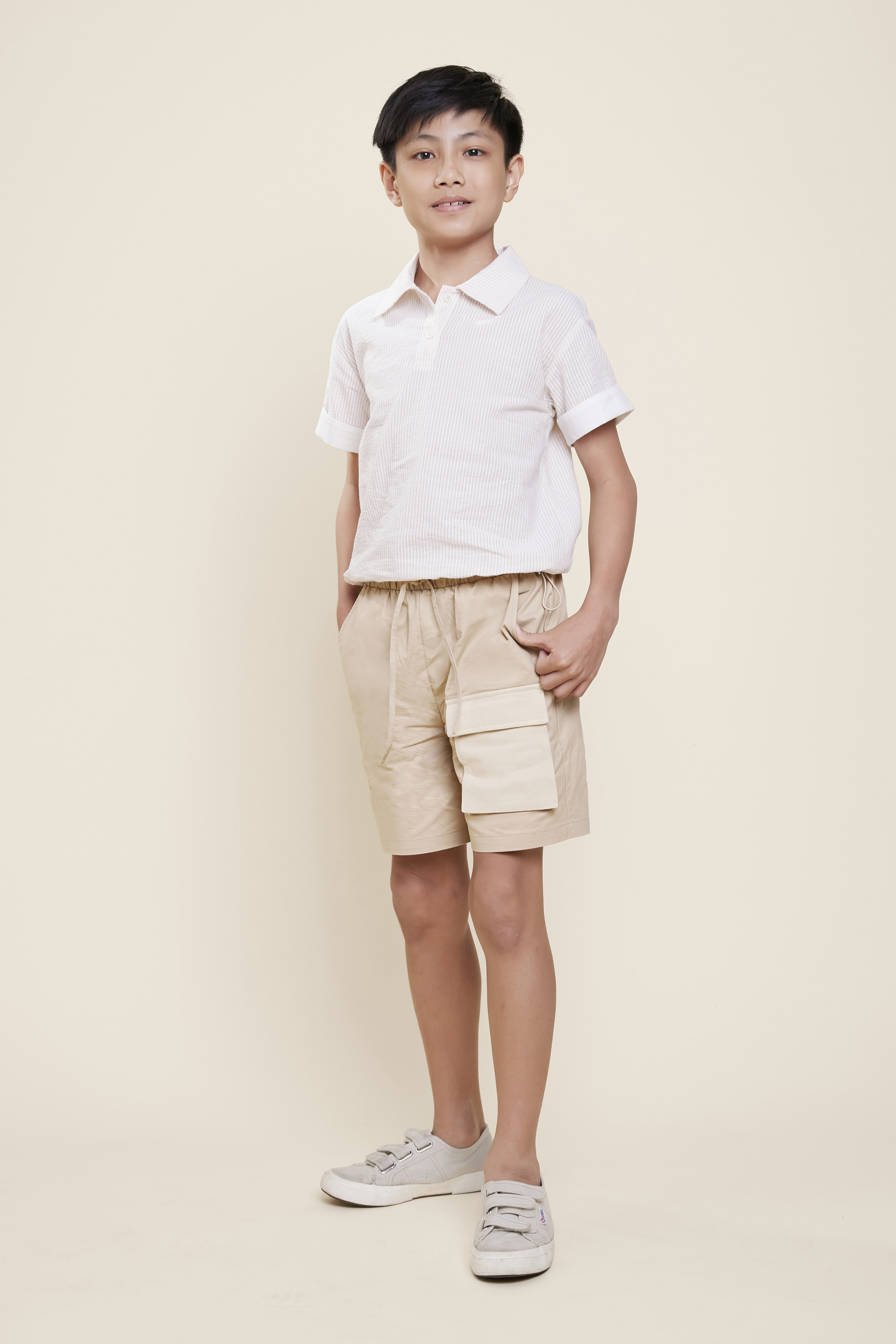 Contrast Cargo Shorts