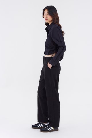 Elowen Side-Ruch Crop Shirt