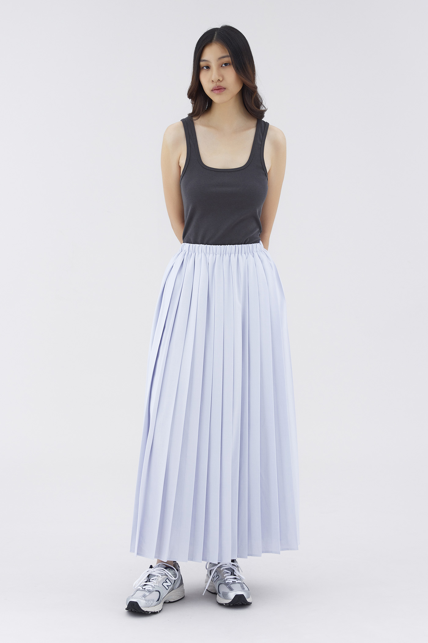 Avara Relaxed Pleated Skirt