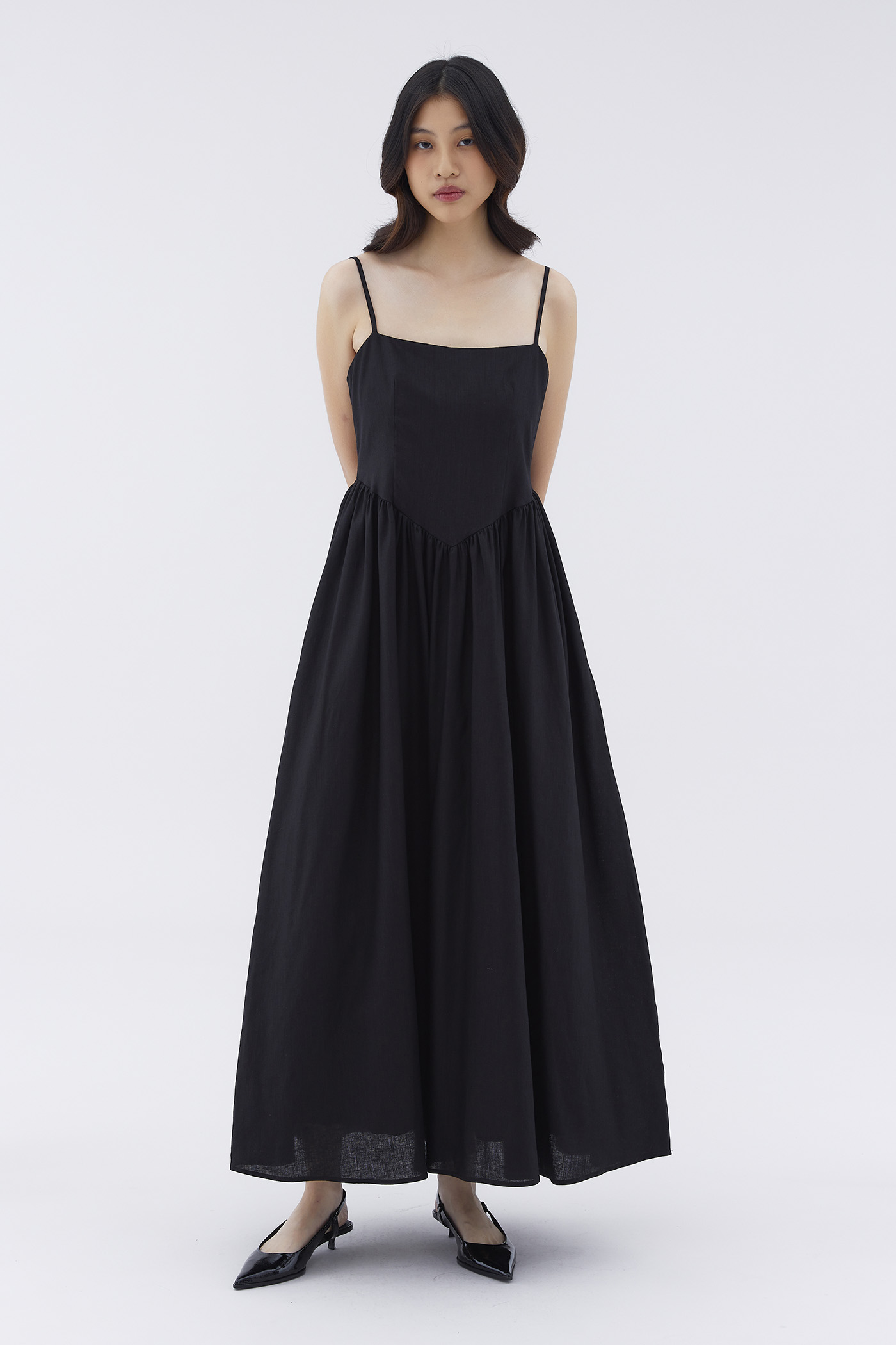 Ryvale V-Waist Maxi Dress