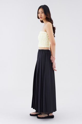 Avara Relaxed Pleated Skirt