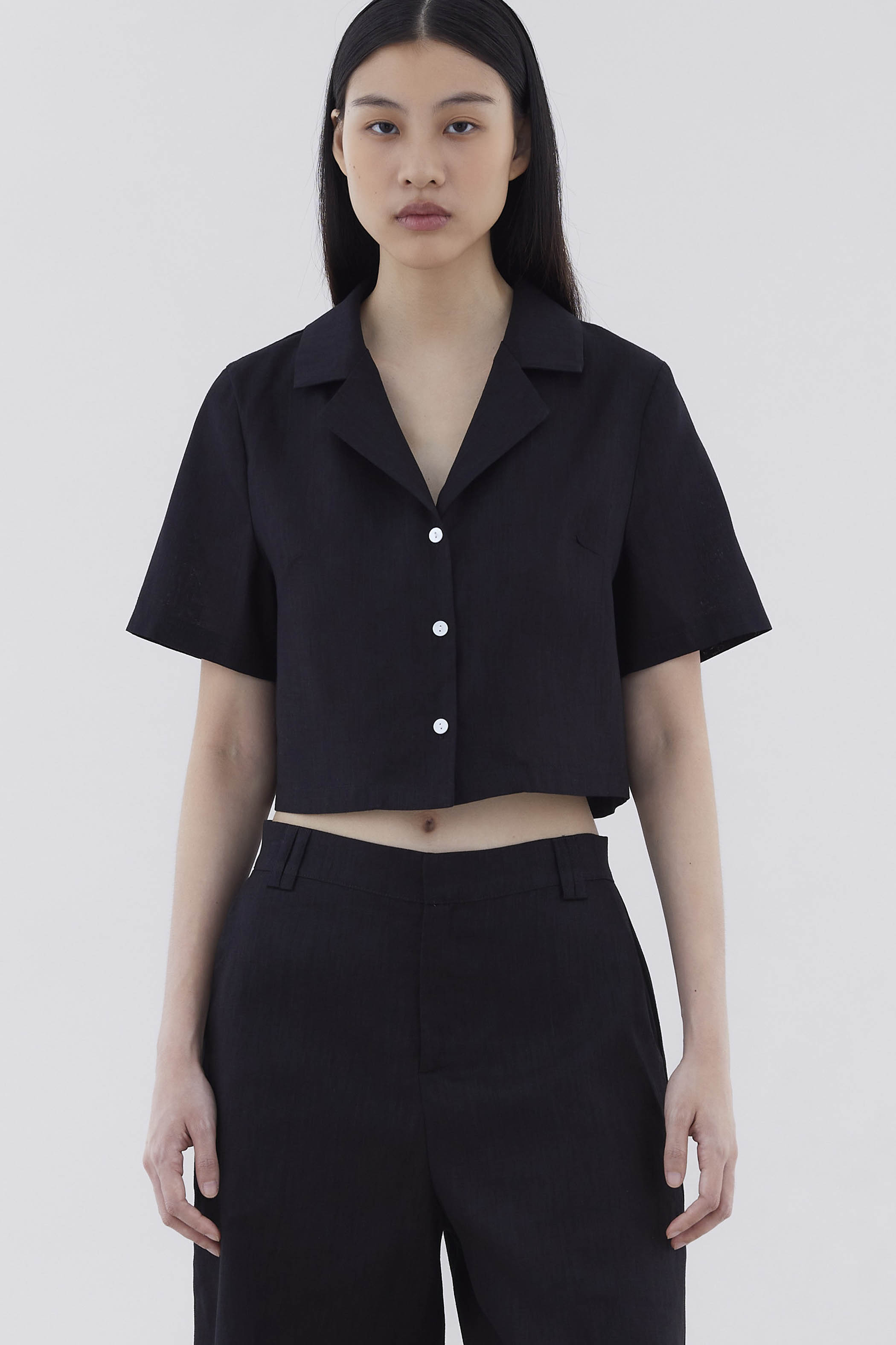 Rheta Linen Crop Shirt