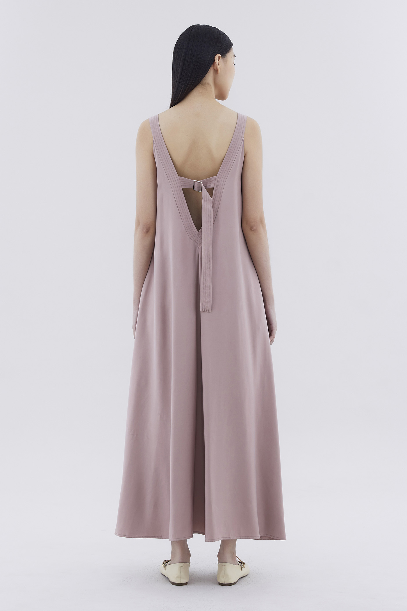 Jurau Low-Back Dress