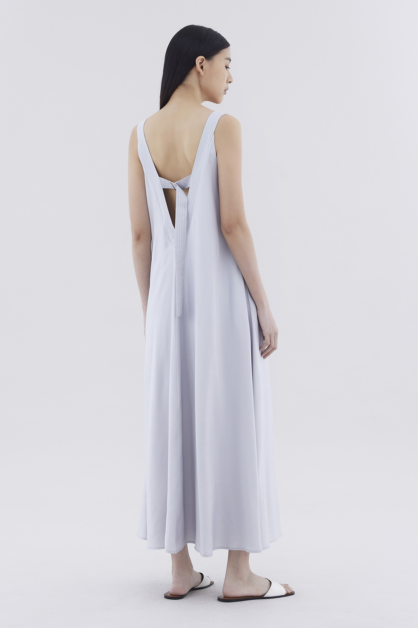 Jurau Low-Back Dress