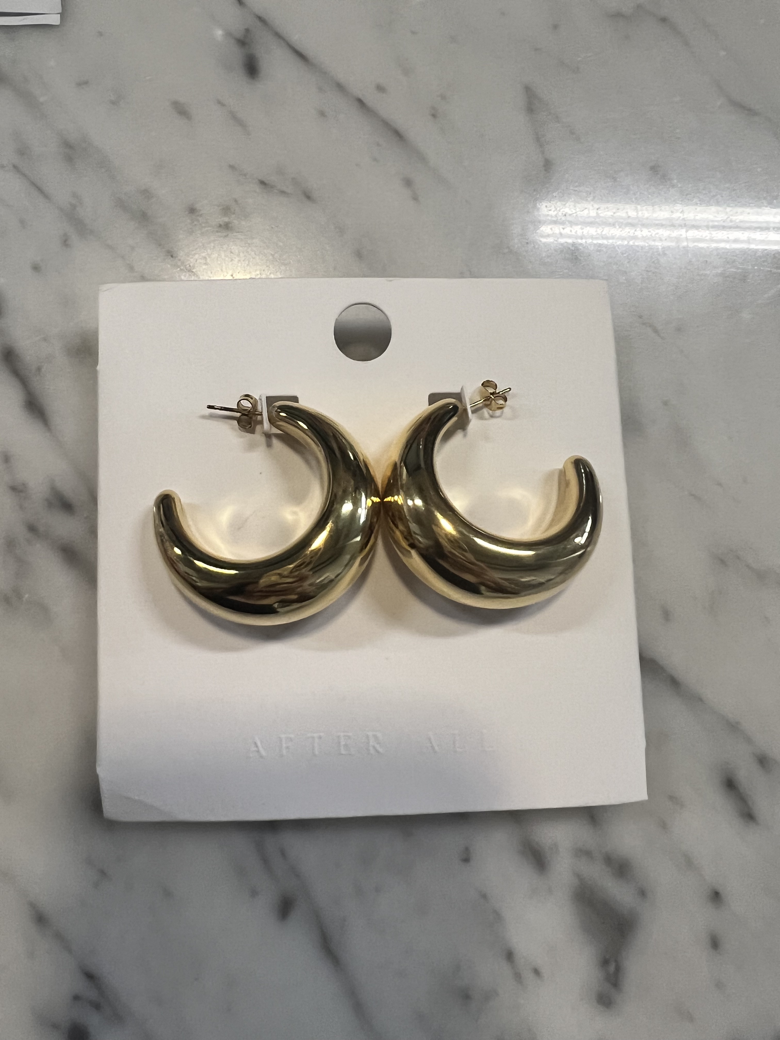 Kyra Hoop Earrings