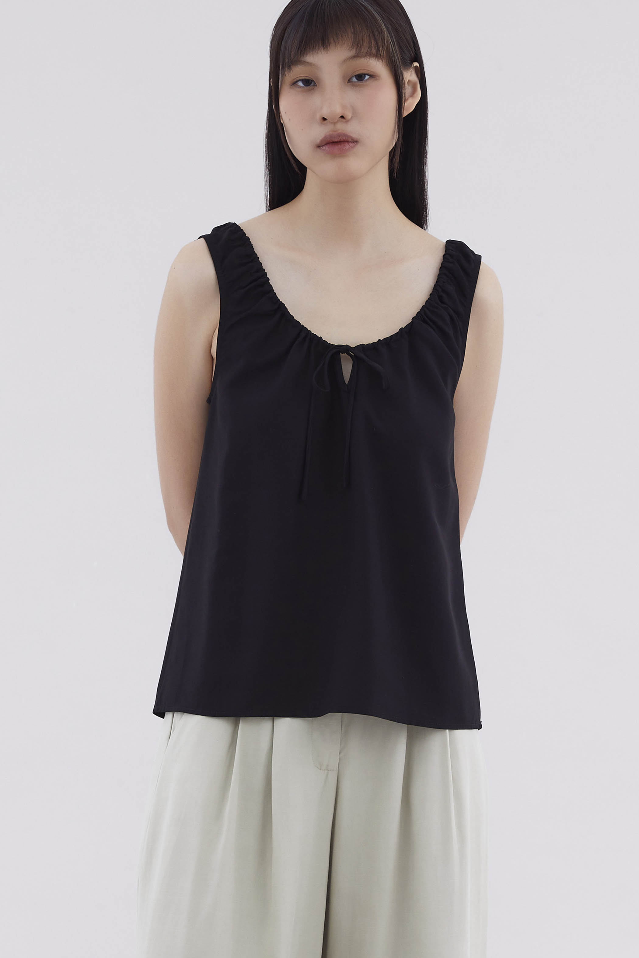 Sylphy Gathered-Neck Top